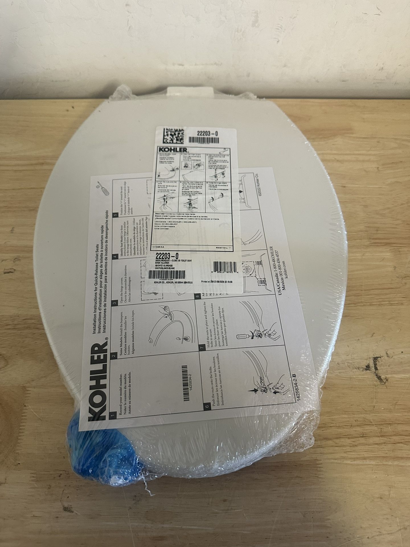 KOHLER Highline Quiet-Close Elongated Closed Front Toilet Seat White 18 5/8”