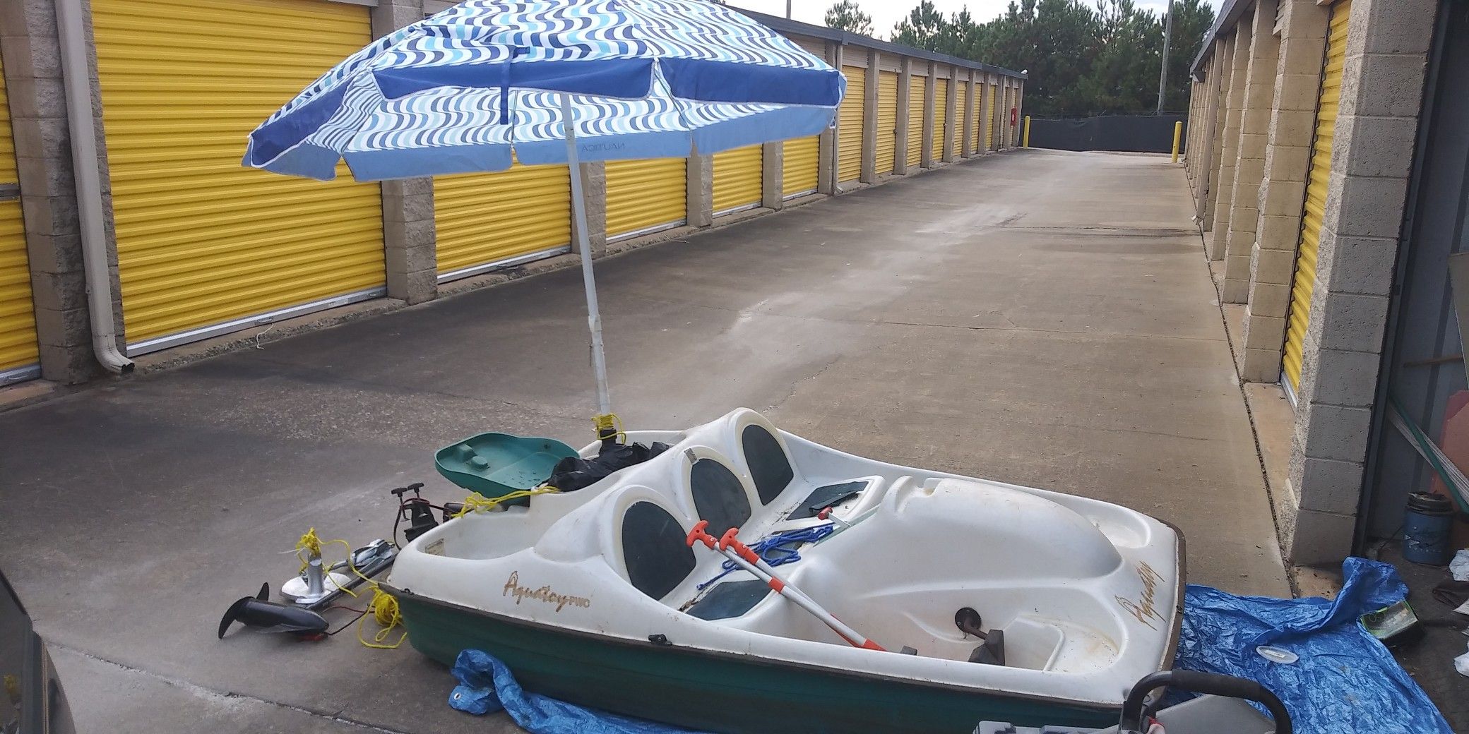 AquaToy PWC peddle boat w/ accessories