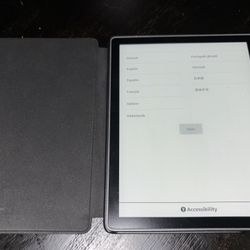 Kindle Oasis (2022) with Fabric Cover, Anker charger