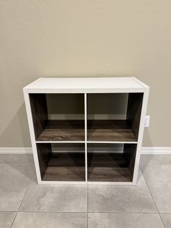 Target 4-cube holder