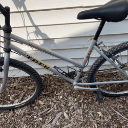 Mountain Trek 800 Adult Bike Bicycle Pickup At 500 E 31st La Grange Park Price Is Firm 