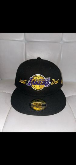 Laker Fitted