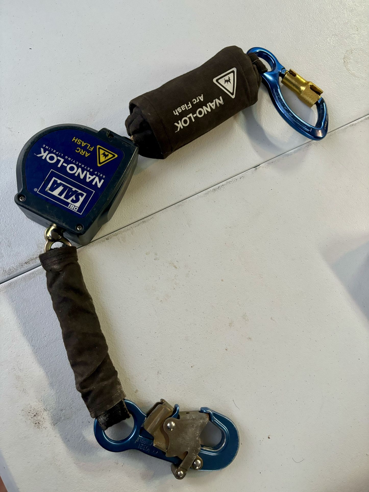 Retracting Lifeline - Land yard