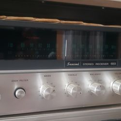 Nice vintage sansui stereo receithree $350