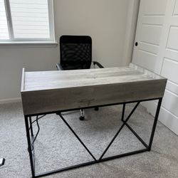 Desk & Chair
