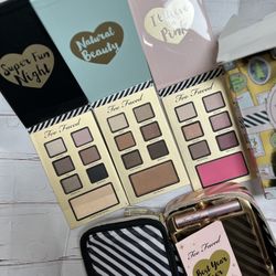 Too Faced Best Year Ever Makeup Eyeshadow Palette Holiday Gift Set New In Badbox