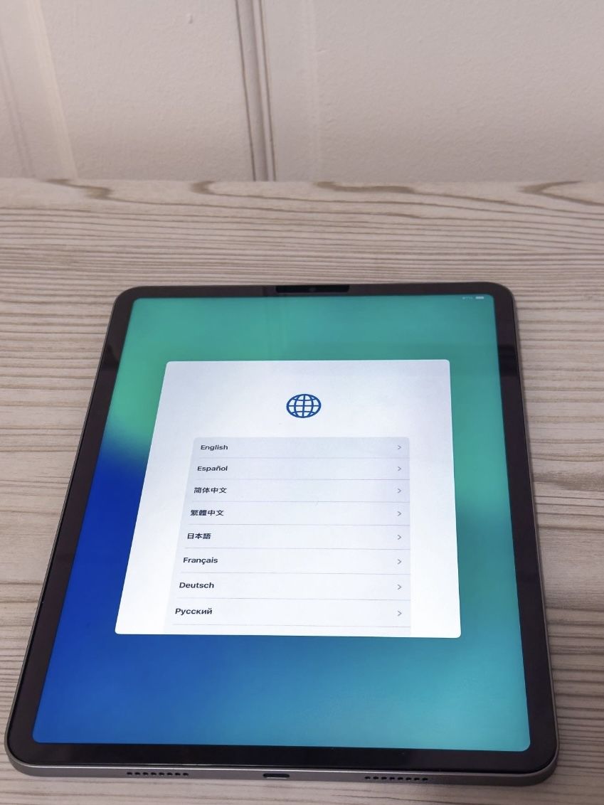 iPad Pro 11 M2 WiFi + Magic Keyboard + Apple Pencil