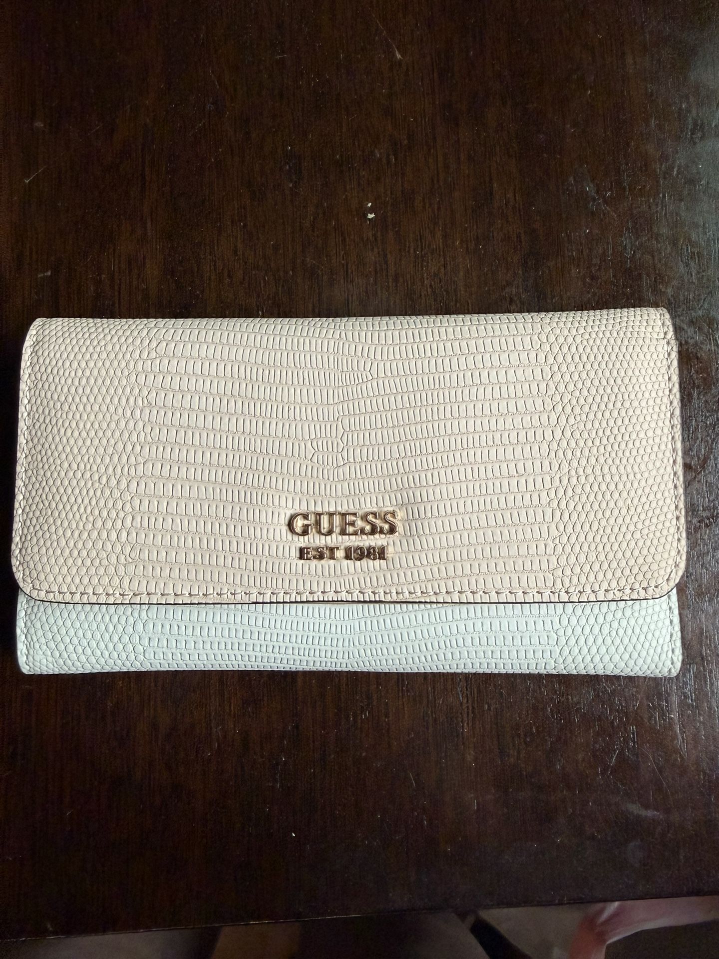 Guess Wallet