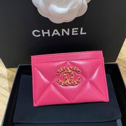 Chanel 19 Cardholder Lambskin Black GHW