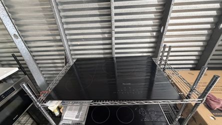 🔥 Thermador Masterpiece 30” Electric Cooktop – OPEN BOX – $1,099 (Price Today) Model: CET305YB (30” wide, 4-burner radiant/smoothtop)    Condition: O