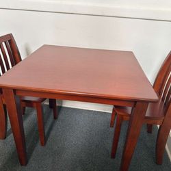 Table and Chair ( Excellent Condition)