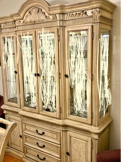 Dining table set