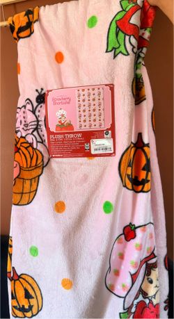 Brand new strawberry shortcake Halloween blanket