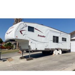 2007 Fleetwood Prowler 9,400