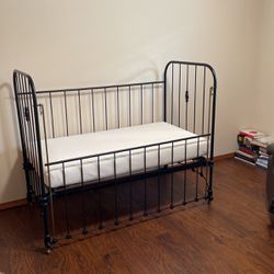 Antique Wrought Iron / Metal, Black Crib