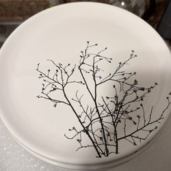 7 White Floral Plates