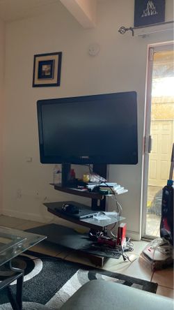 50 inch phillips tv in good condition