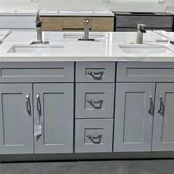 60 Inch Solid Wood Bathroom Vanity Cabinet With Quartz Countertop And Double Sink Only $650/set