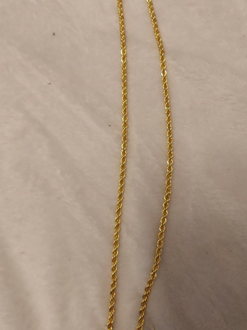 18k Gold Filled Rop Chain With Pendent
