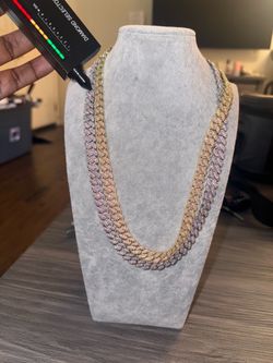 🔥 22” Honeycomb Cuban Chain – $500 🔥