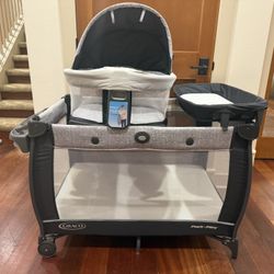Graco Pack n Play + Bassinet & Changing Table in great condition