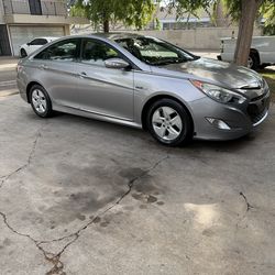 Hyundai Sonata Hybrid