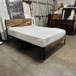 Queen bed $280
