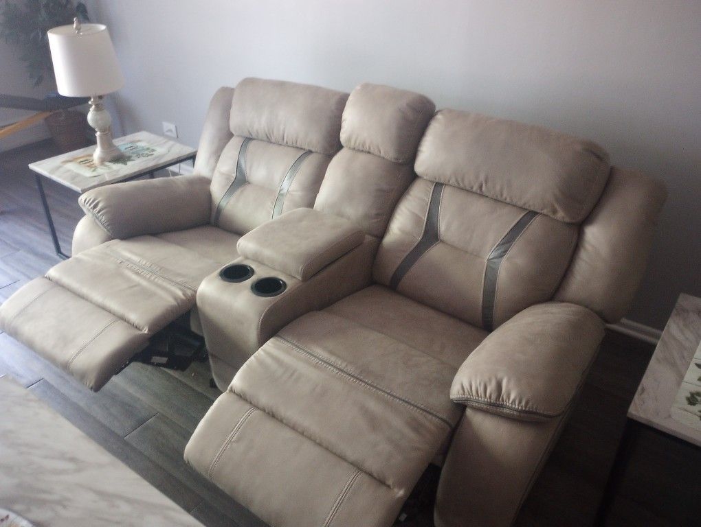 Recliners Set with Cocktail Table And End Tables