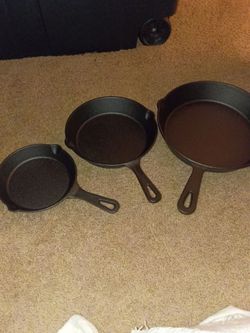 Cast Iron Skillet Set