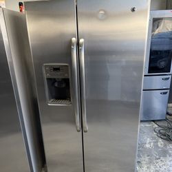 Nevera / Refrigerator GE 