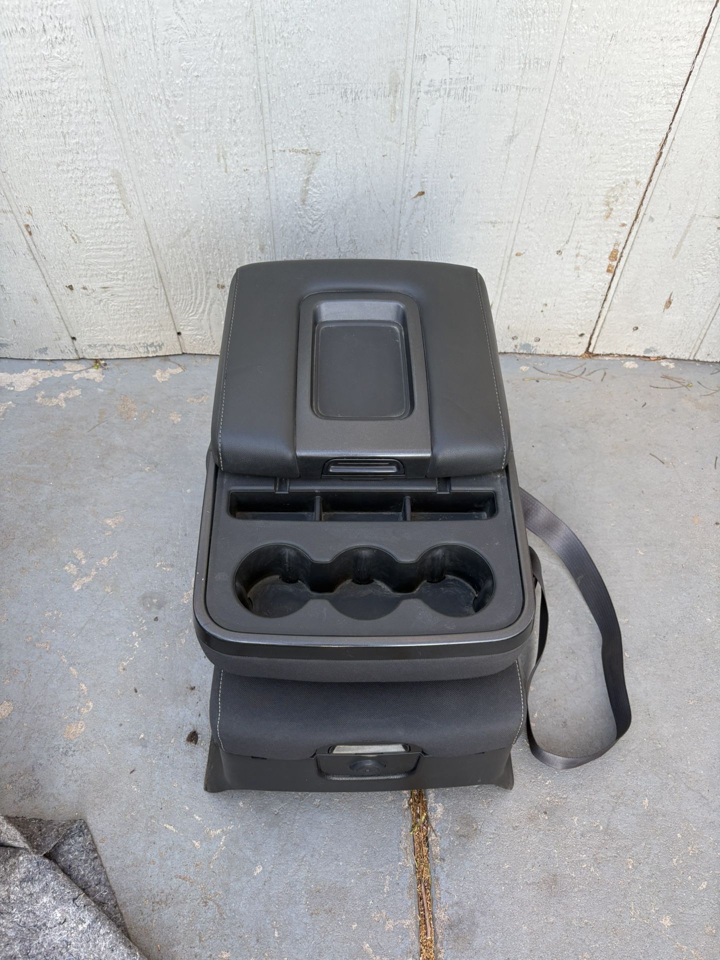 Chevy Silverado Center Seat