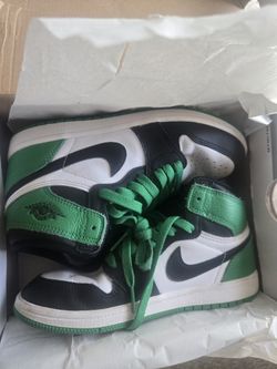 Jordan 1 Lucky Green Size 3y