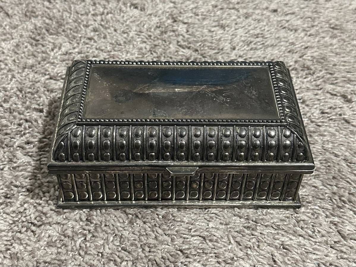 Vintage Silver Plate Jewelry Trinket Box