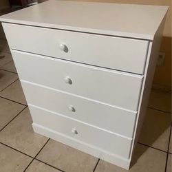 White 4 Drawer Dresser