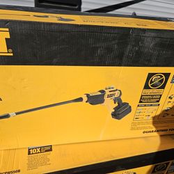 Dewalt 20v  Pressure Washer 550 