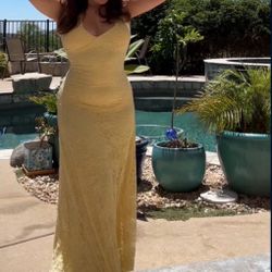 Yellow Lace Bodycon Halter Dress