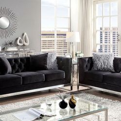 Brand New Black Glamour Plush Sofa & Loveseat 