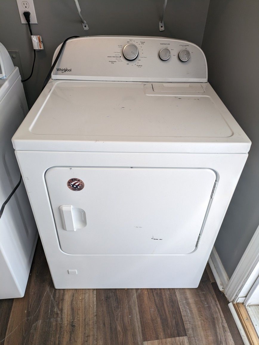 3 Year Old Whirlpool Gas Dryer 