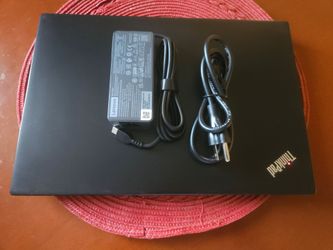 Lenovo ThinkPad T480s 
i7 16gb Ram 512gb NVMe SSD Drive Windows 11Pro