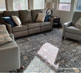 Bassett Furniture area rug- 10 x 13 ft.