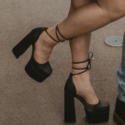 Liliana Platform Heels