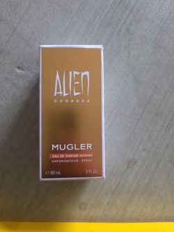 Alien goddess