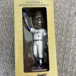 Manny Mota bobble head