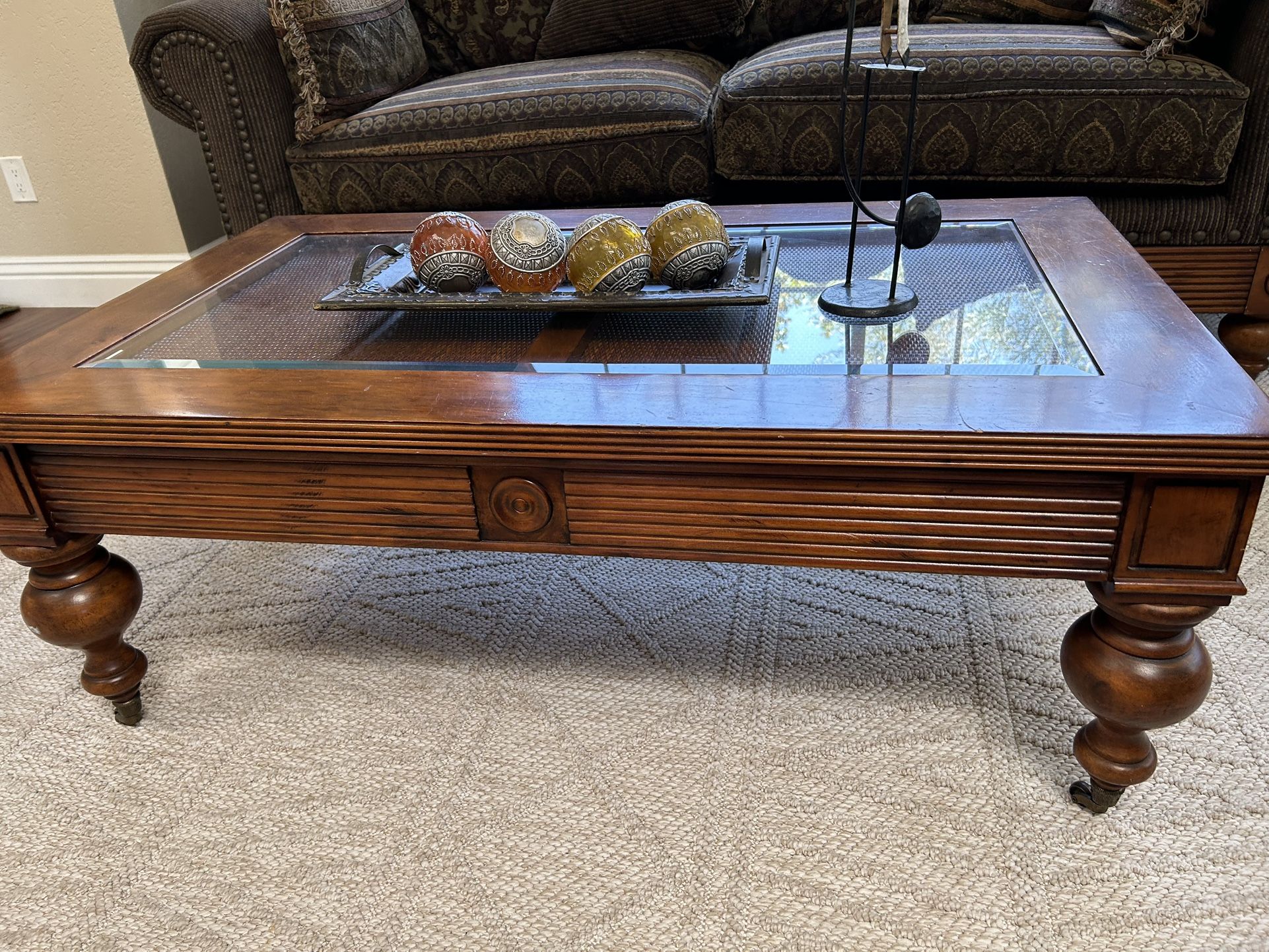 Coffee And End Table