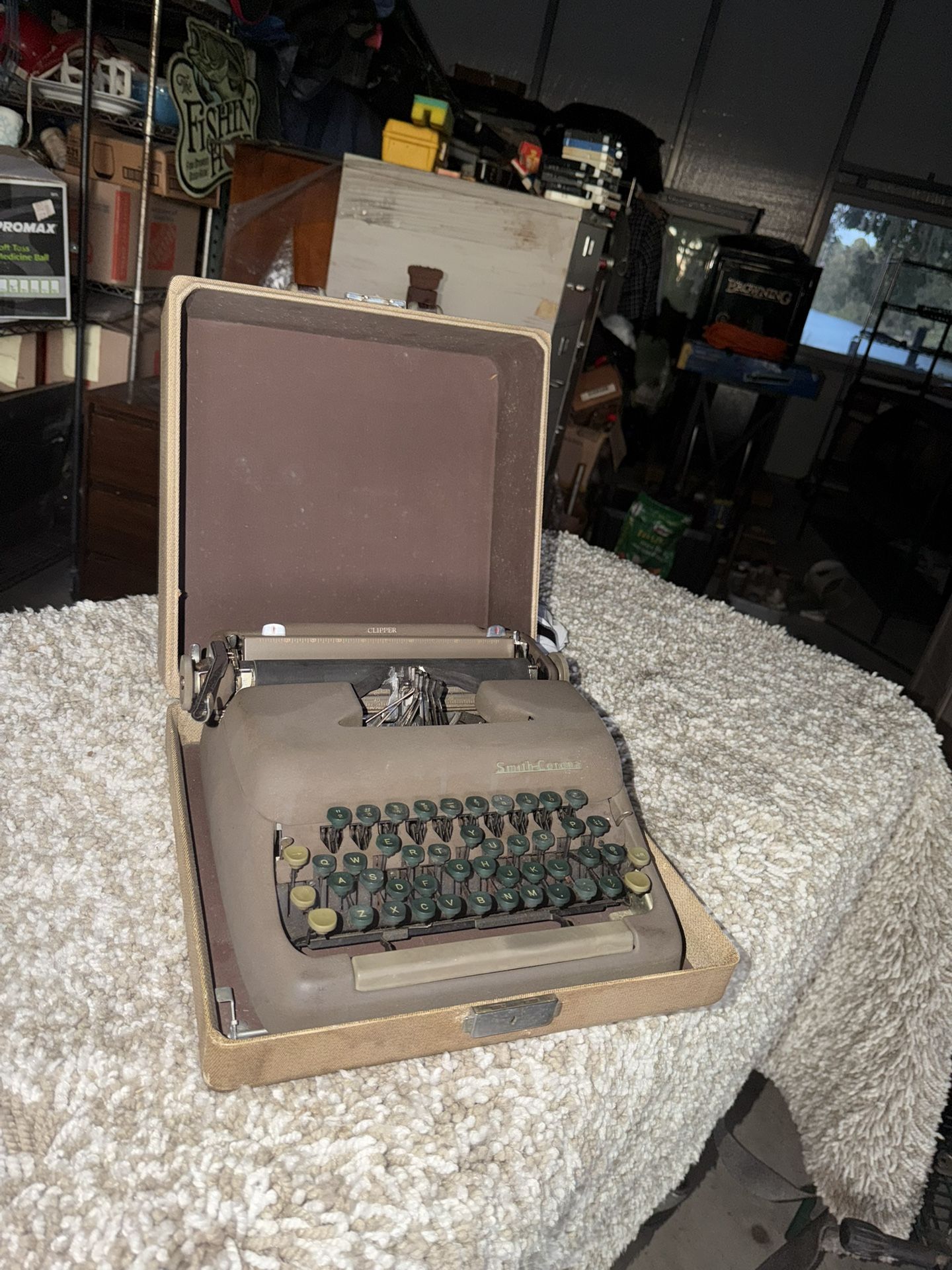 Vintage Typewriter Smith Corona Sterling 