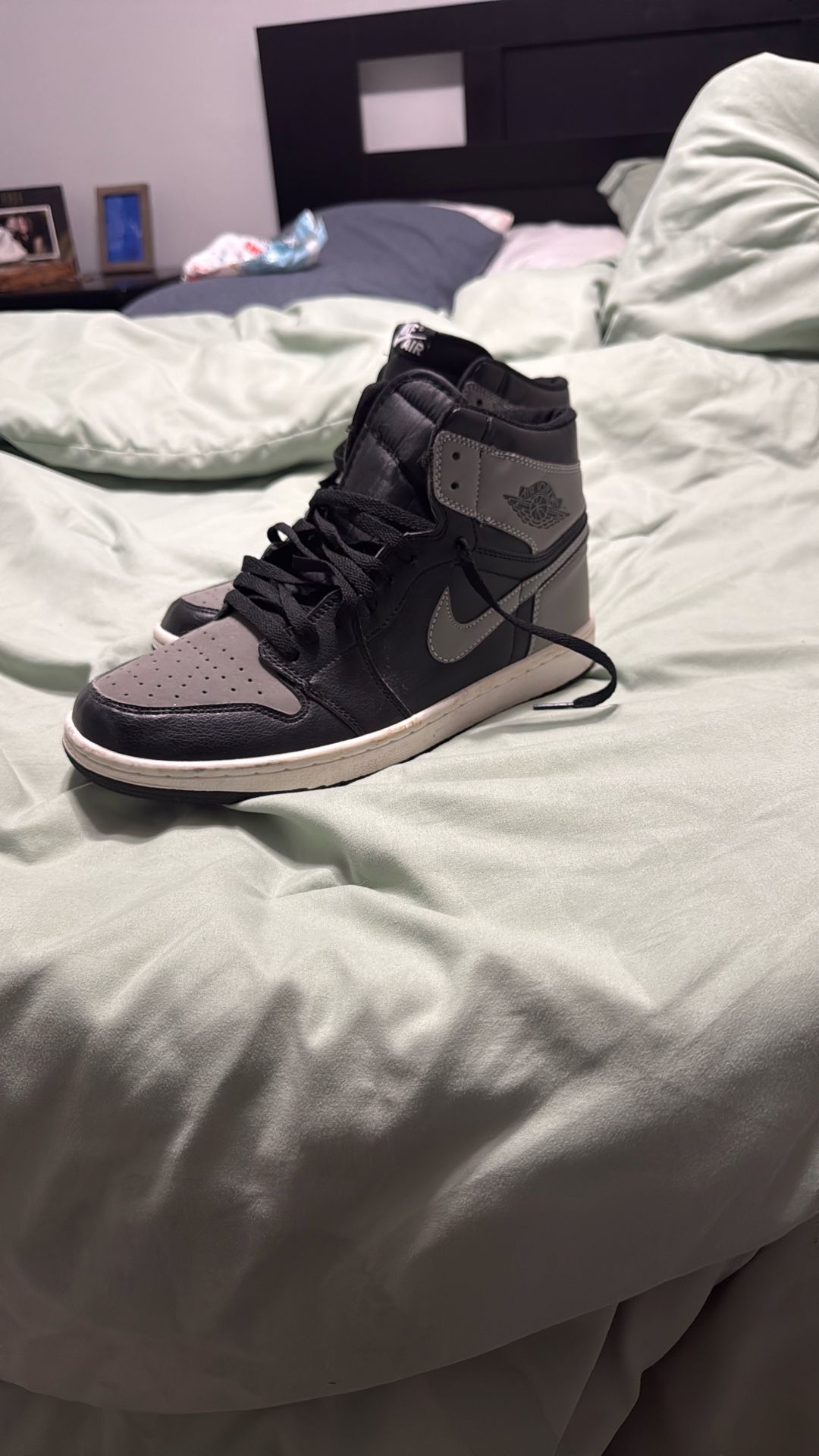 Jordan Retro 1 Shadow High