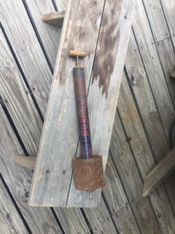 Pesticide duster vintage