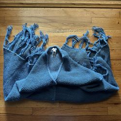 (1) Lularoe Mimi Wrap &  (1) LulaRoe Shawl 