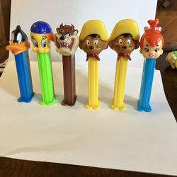 Looney Tunes PEZ Collection - 5 Cartoon Favorites!