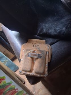 Tool holder
